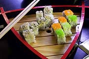 oder auch mal Sushi, das Angebot wechselt immer wieder mal (Foto: Marikka-Laila Maisel)